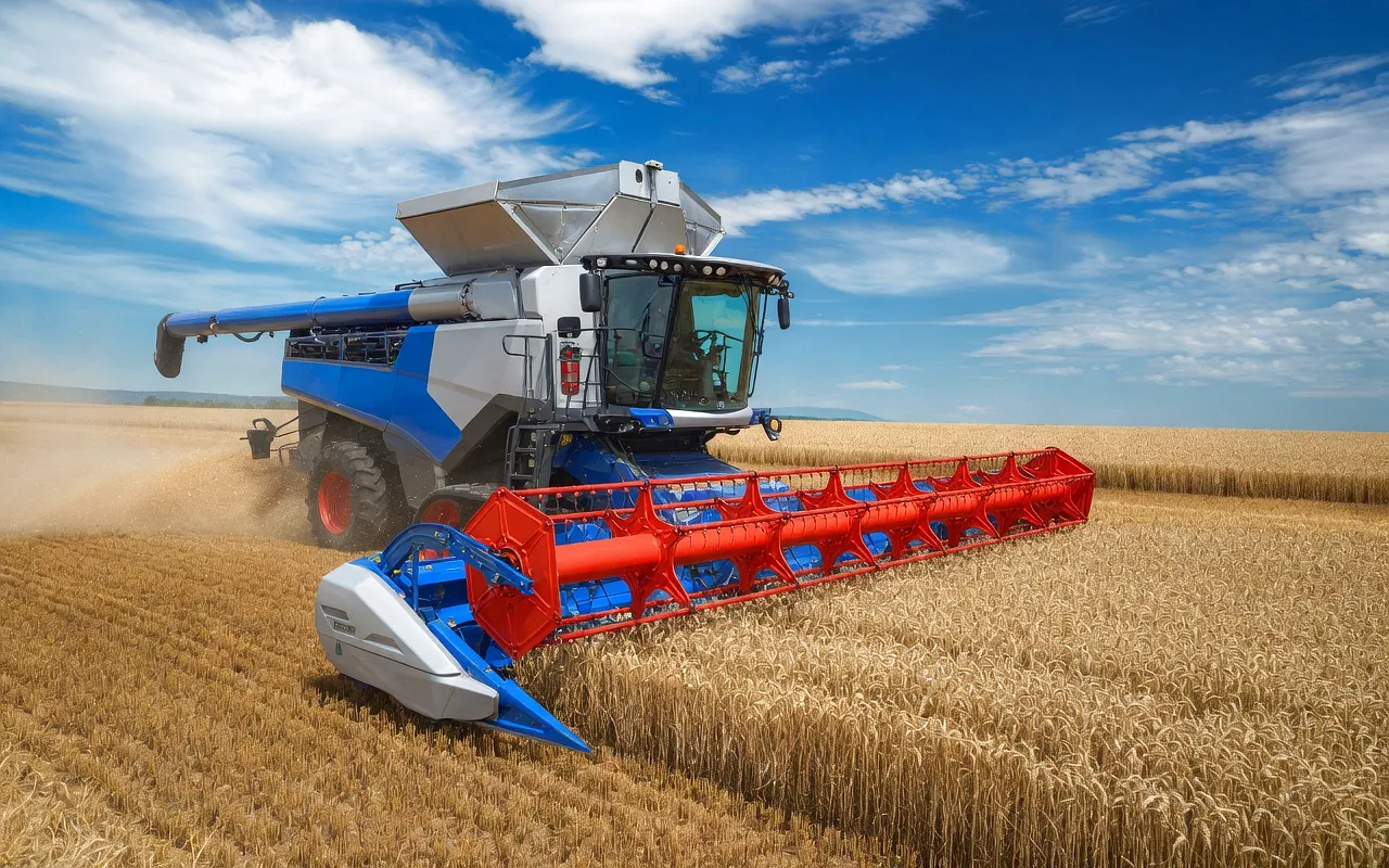 Combine harvester power transmission system cardan coupling application