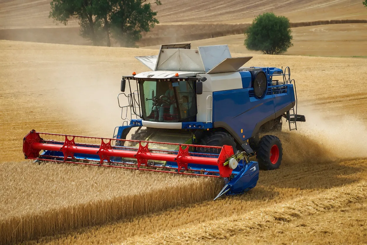 Combine harvester grain field UK cardan shaft application